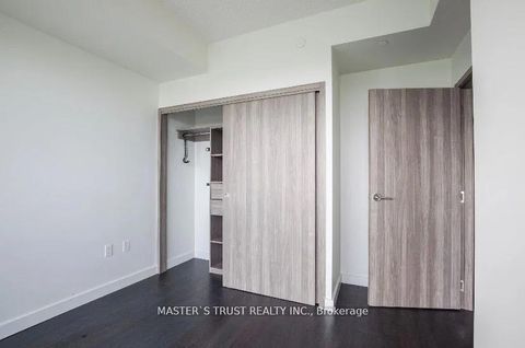 Photo 7 at 2005 - 95 McMahon Drive, Bayview Village, Toronto