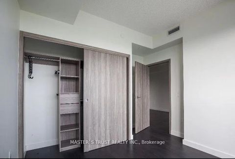 Photo 8 at 2005 - 95 McMahon Drive, Bayview Village, Toronto