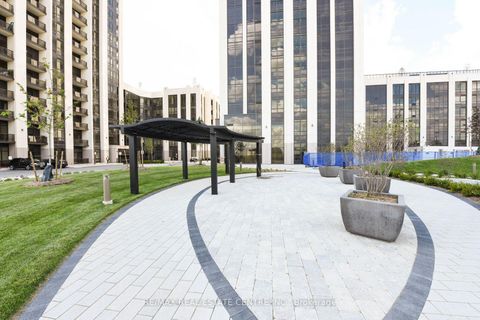 Photo 1 at 508 - 9075 Jane Street, Concord, Vaughan