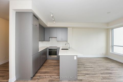 Photo 16 at 508 - 9075 Jane Street, Concord, Vaughan