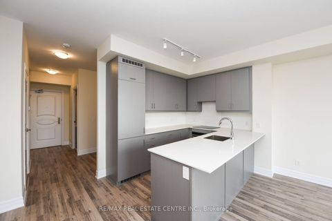 Photo 18 at 508 - 9075 Jane Street, Concord, Vaughan