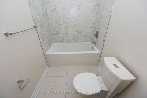 Photo 31 at 508 - 9075 Jane Street, Concord, Vaughan