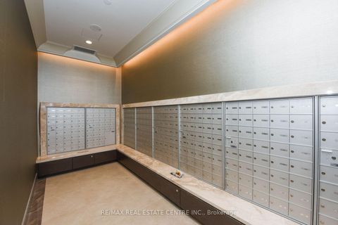 Photo 33 at 508 - 9075 Jane Street, Concord, Vaughan