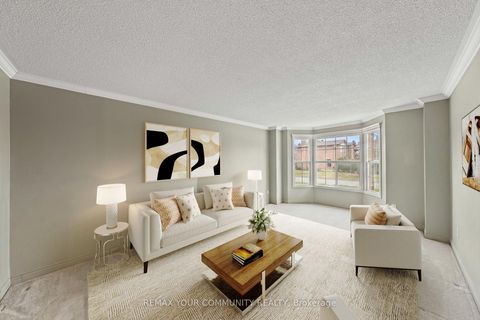 Photo 4 at 42 Houseman Crescent, North Richvale, Richmond Hill