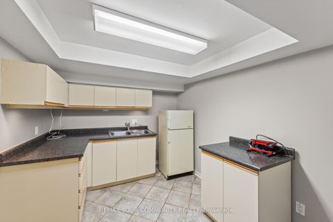 Photo 42 at 42 Houseman Crescent, North Richvale, Richmond Hill