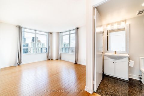 Photo 10 at 1710 - 16 Harrison Garden Boulevard, Willowdale East, Toronto