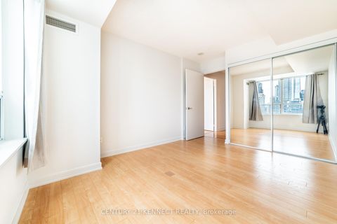 Photo 15 at 1710 - 16 Harrison Garden Boulevard, Willowdale East, Toronto