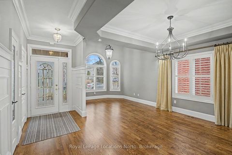 Photo 2 at 727 Madeline Heights N, Wyndham, Newmarket