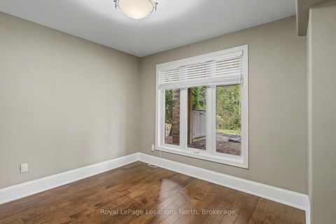 Photo 19 at 727 Madeline Heights N, Wyndham, Newmarket