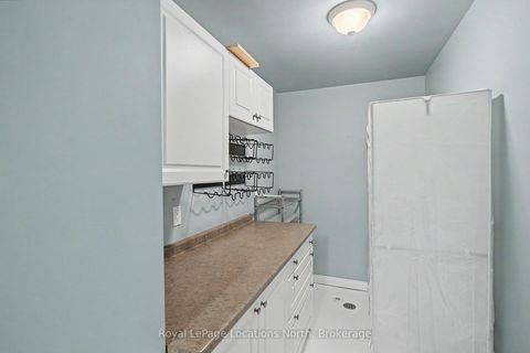 Photo 22 at 727 Madeline Heights N, Wyndham, Newmarket