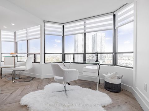 Photo 14 at 1611 - 7420 Bathurst Street N, Brownridge, Vaughan