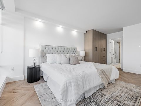 Photo 17 at 1611 - 7420 Bathurst Street N, Brownridge, Vaughan