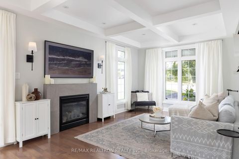 Photo 19 at 138 Roxborough Road, College Manor, Newmarket