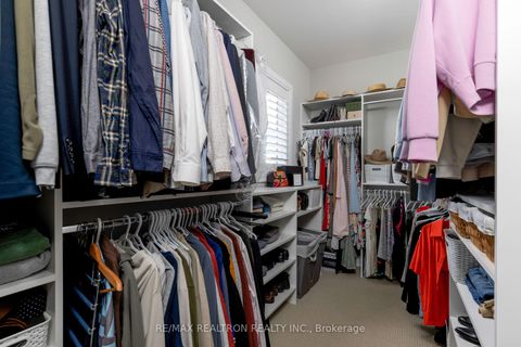 Photo 38 at 138 Roxborough Road, College Manor, Newmarket