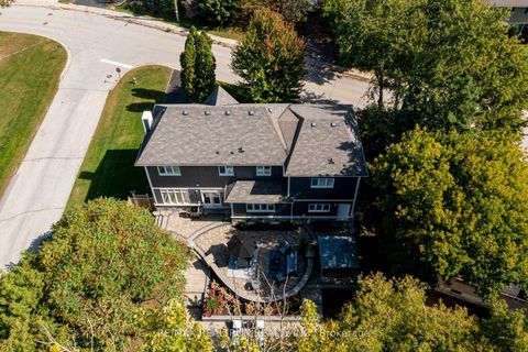 Photo 48 at 138 Roxborough Road, College Manor, Newmarket