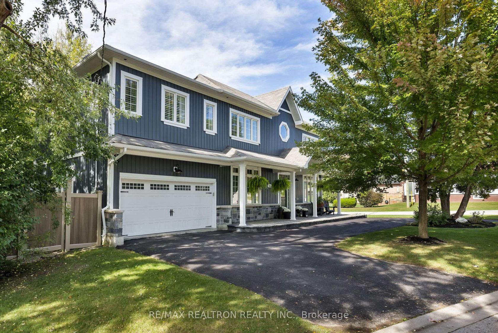 138 Roxborough Road, College Manor, Newmarket photo number 2