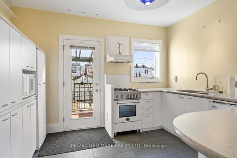 Photo 11 at 549 Milverton Boulevard, Danforth, Toronto