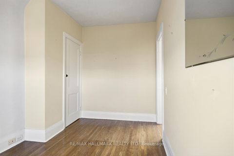 Photo 19 at 549 Milverton Boulevard, Danforth, Toronto