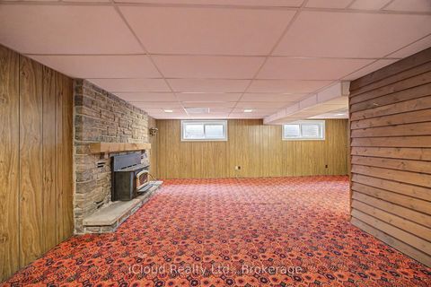 Photo 29 at 112 Eden Court, Leslie Valley, Newmarket