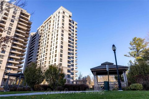 Photo 2 at 907 - 9255 Jane Street, Maple, Vaughan