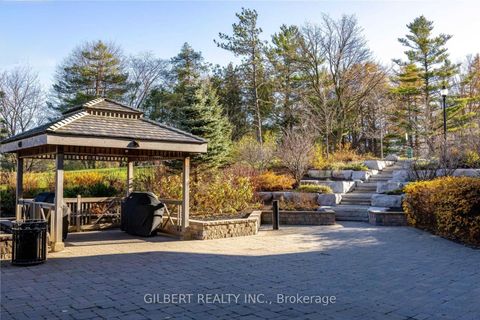 Photo 23 at 907 - 9255 Jane Street, Maple, Vaughan