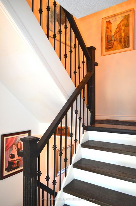 Photo 14 at 15 - 222 Pearson Street, O'Neill, Oshawa