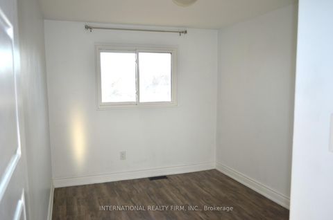 Photo 15 at 15 - 222 Pearson Street, O'Neill, Oshawa