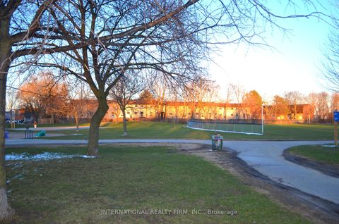 Photo 22 at 15 - 222 Pearson Street, O'Neill, Oshawa