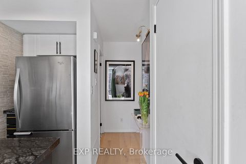 Photo 1 at 675 - 3 Everson Drive, Willowdale East, Toronto