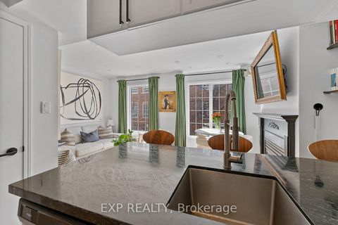 Photo 5 at 675 - 3 Everson Drive, Willowdale East, Toronto