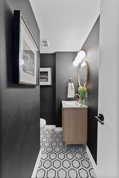 Photo 18 at 675 - 3 Everson Drive, Willowdale East, Toronto