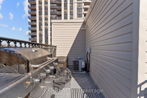 Photo 35 at 675 - 3 Everson Drive, Willowdale East, Toronto