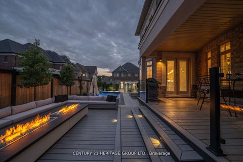 Photo 6 at 43 Sir Henry Court, King City, King