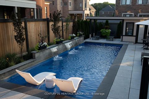 Photo 8 at 43 Sir Henry Court, King City, King