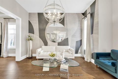 Photo 14 at 43 Sir Henry Court, King City, King