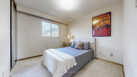 Photo 21 at 4611 Kingston Road, West Hill, Toronto