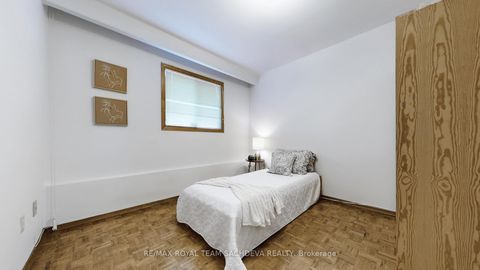 Photo 33 at 4611 Kingston Road, West Hill, Toronto