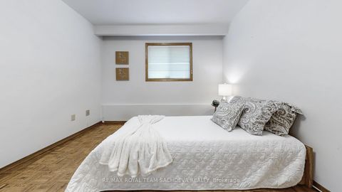 Photo 34 at 4611 Kingston Road, West Hill, Toronto