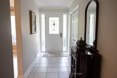 Photo 11 at 28 Eldorado Court, York University Heights, Toronto