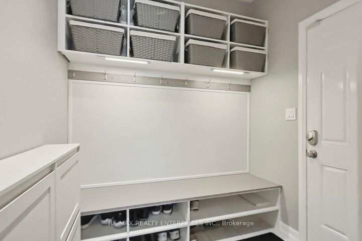 Photo 15 at 355 Wisteria Way, GO Glenorchy, Oakville