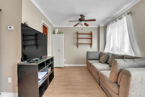 Photo 7 at 24 Lindsay Court, Cundles East, Barrie