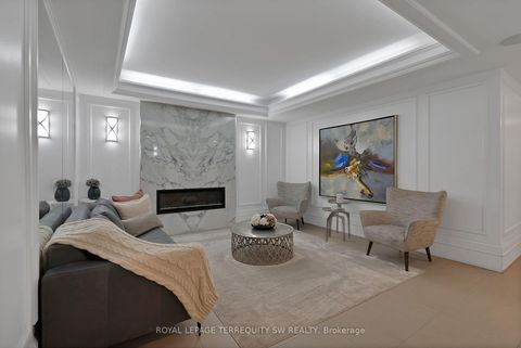 Photo 2 at 113 - 309 Major Mackenzie Drive E, Harding, Richmond Hill