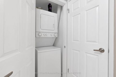 Photo 25 at 113 - 309 Major Mackenzie Drive E, Harding, Richmond Hill