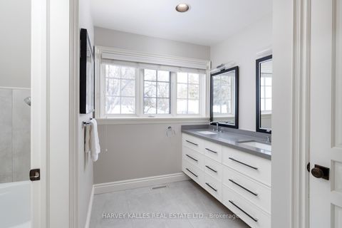 Photo 33 at 7 ROMNEY Road, Humber Valley, Toronto