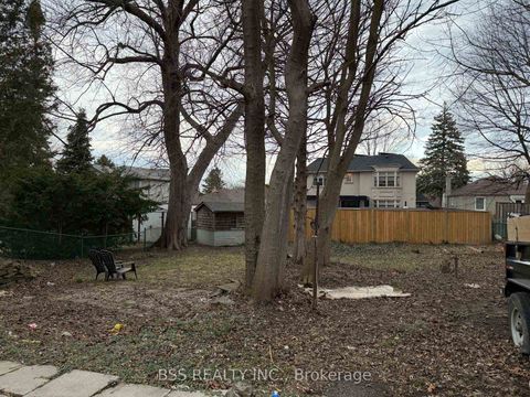Photo 7 at 71 Scarborough Heights Boulevard, Cliffcrest, Toronto