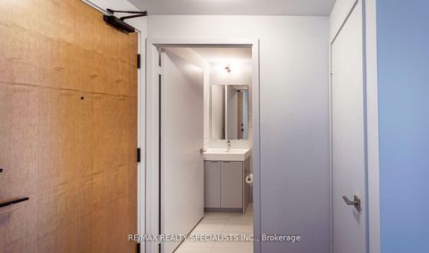 Photo 4 at 1504 - 2920 Highway 7, Concord, Vaughan