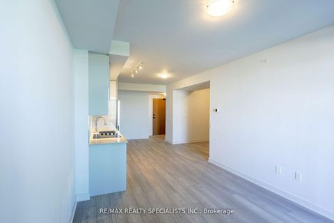 Photo 14 at 1504 - 2920 Highway 7, Concord, Vaughan