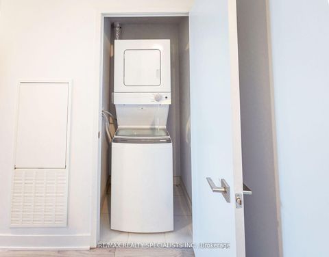 Photo 23 at 1504 - 2920 Highway 7, Concord, Vaughan