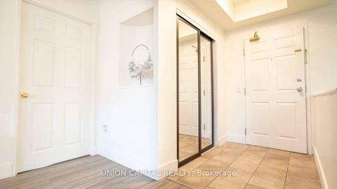 Photo 1 at 313 - 7398 Yonge Street, Yorkhill, Vaughan