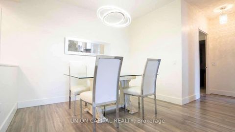 Photo 6 at 313 - 7398 Yonge Street, Yorkhill, Vaughan